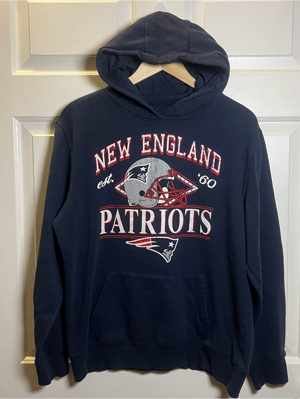 New England Patriots Hoodie Men’s L Navy Blue Red Sweatshirt NFL .. Back Hit